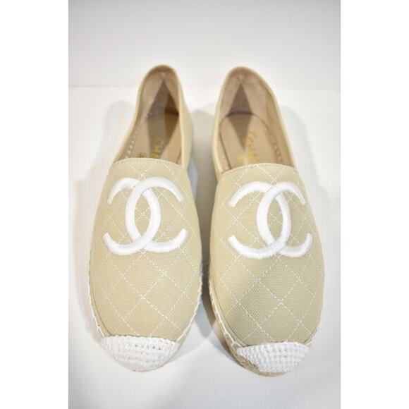 Chanel 20P Beige Canvas White Quilted CC Logo Classic Ballet Espadrille Flat 37 - Picture 5 of 12